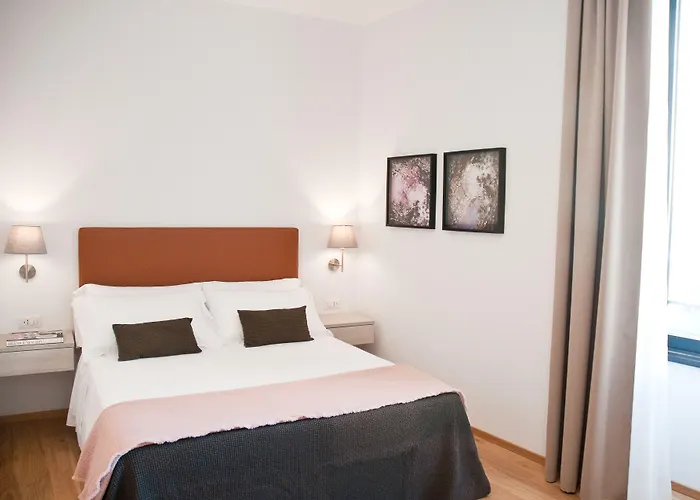 Giuturna Boutique