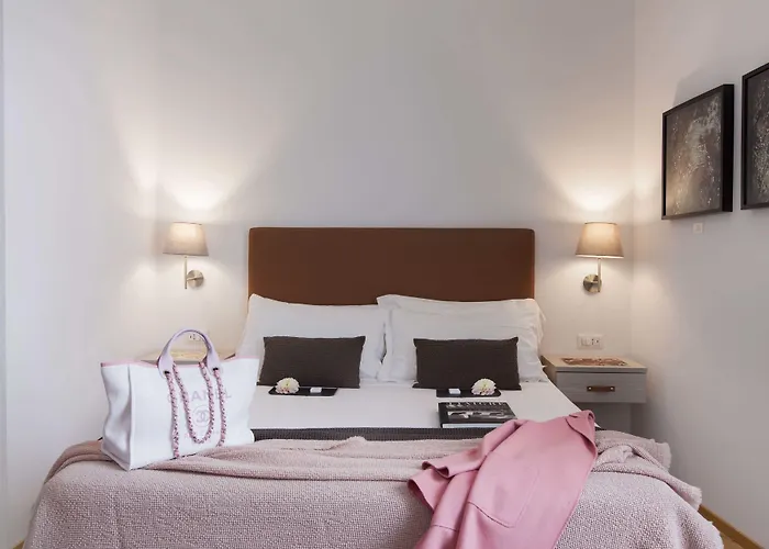 Giuturna Boutique Rome