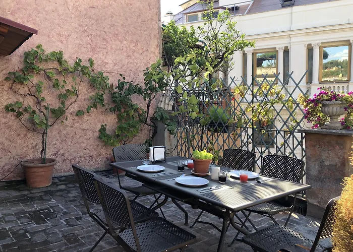 Giuturna Boutique 3*