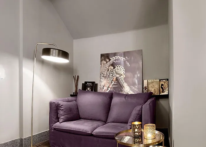 Giuturna Boutique